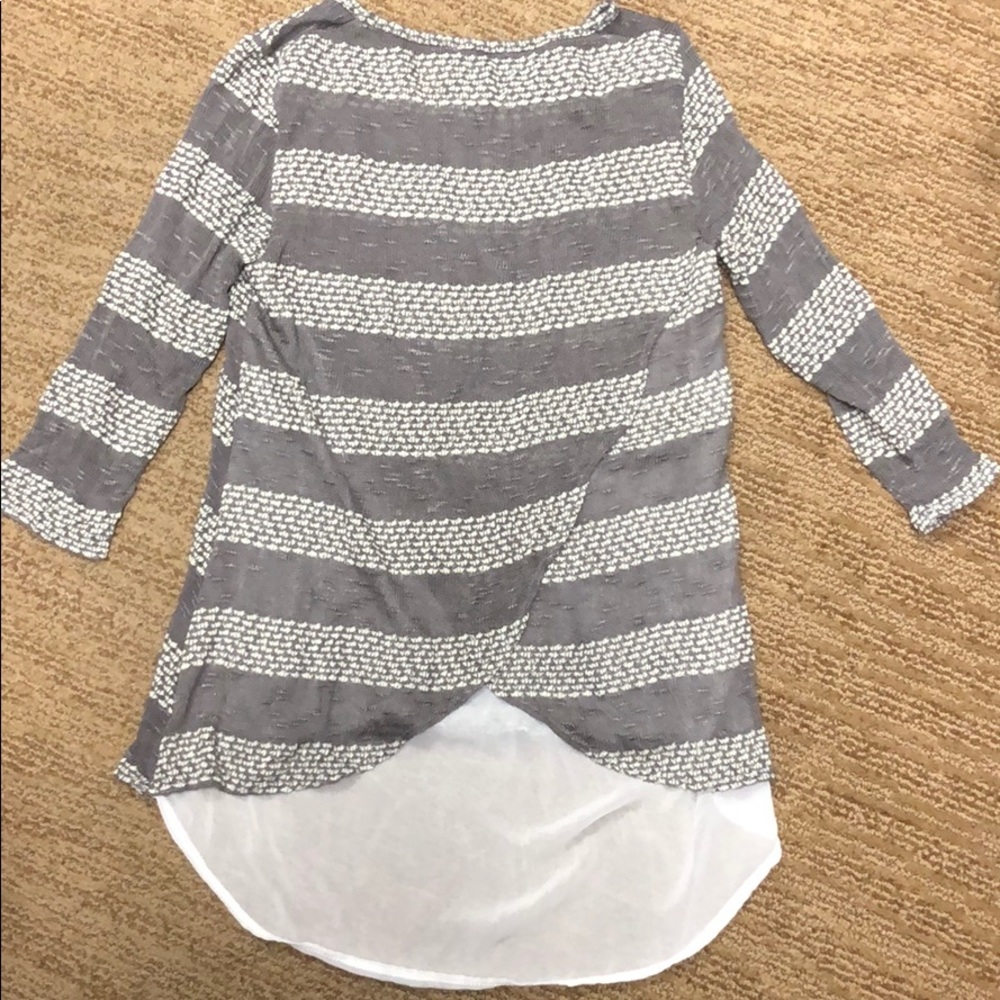 Striped top! - Picture 3 of 3
